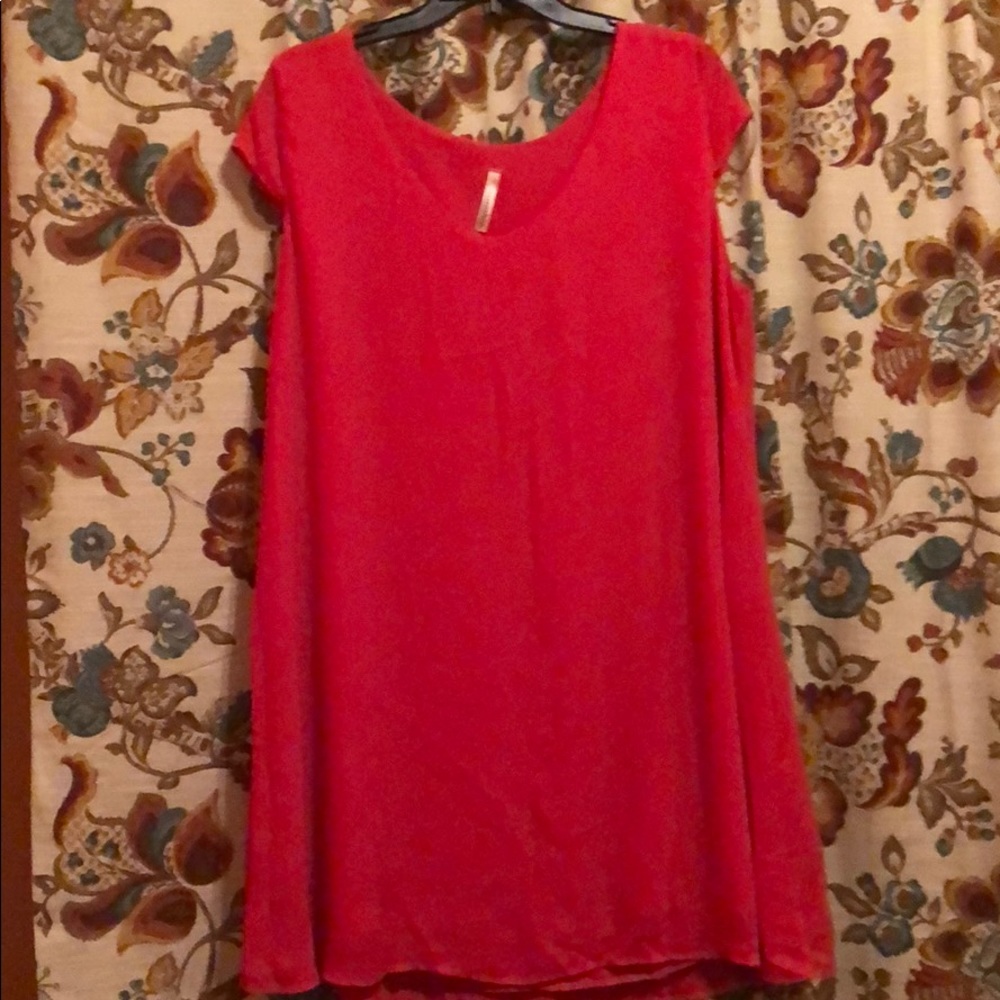 Poppy flattering dress